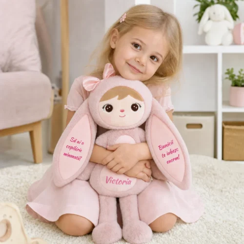 Papusa Personalizata iepurita cu Blanita Roz Papusa Personalizata iepurita cu Blanita Roz